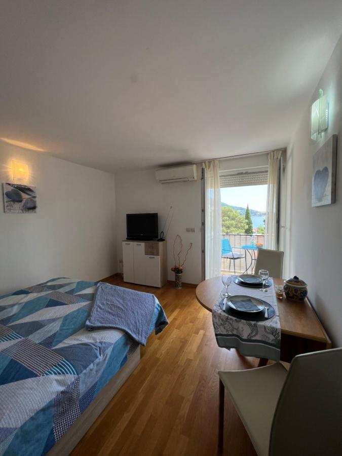 Apartman Center Omis Bagian luar foto