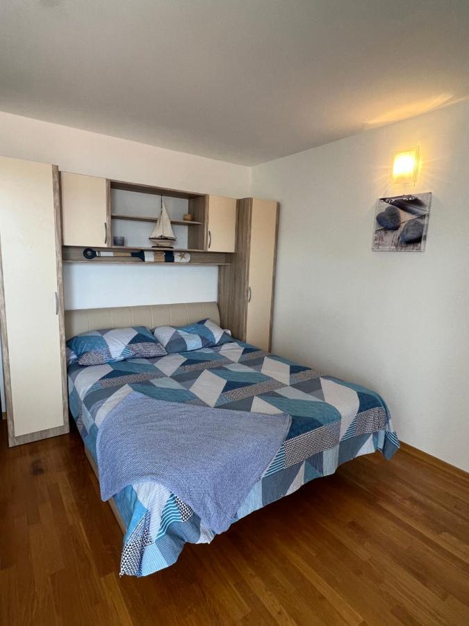 Apartman Center Omis Bagian luar foto